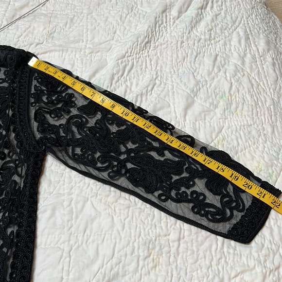 Unique Jacket - Picture 14 of 15